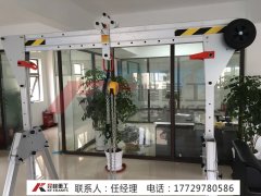 昆峰研制可折叠移动式轻巧龙门吊
