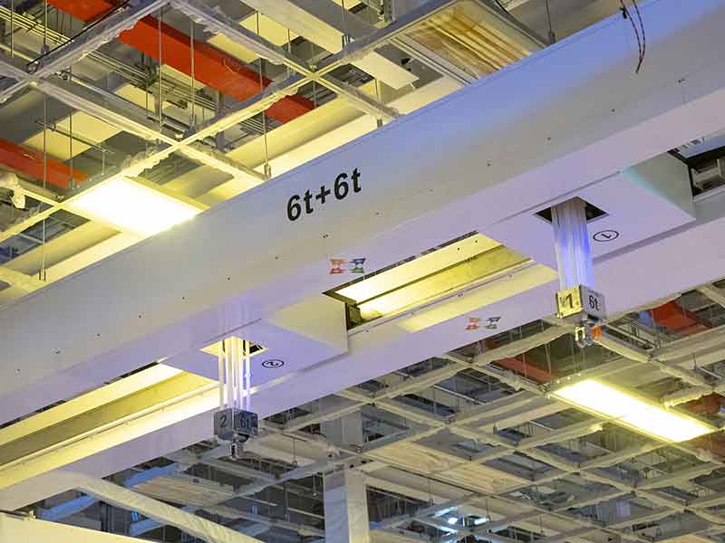 浙江丽水超薄柔性集成电路覆精薄膜封装基板生产线天车投产